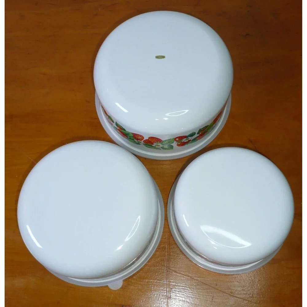Kobe Kitchen Enamel Metal Mixing Bowls Set Of 3 Strawberry Vintage With Lids